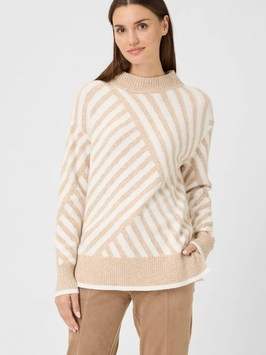 Zdjęcie produktu LENZING™ ECOVERO™ Beżowy sweter damski Cora z geometrycznym wzorem – Urban Wild Olsen