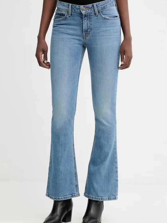 Zdjęcie produktu Levi's jeansy bootcut damskie LOW SLIM BOOT niebieski