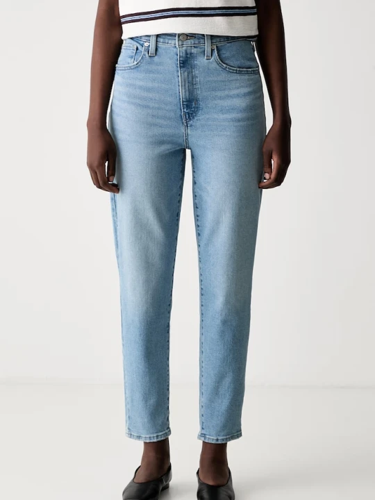 Zdjęcie produktu Levi's jeansy mom fit damskie HIGH WAISTED MOM JEAN niebieski