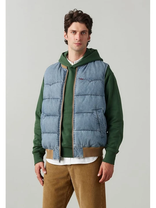 Zdjęcie produktu Levi's Kamizelka pikowana w kolorze niebieskim rozmiar: M