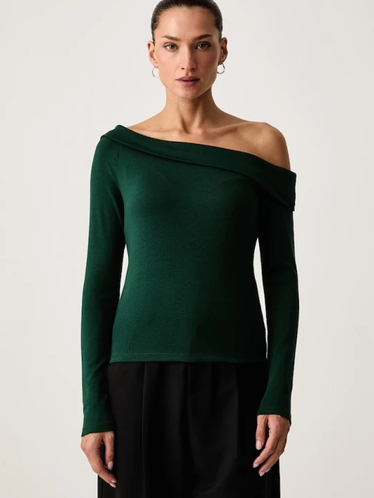 Zdjęcie produktu Levi's longsleeve damski z modalem CLARA RIB OFF SHOULDER LS zielony