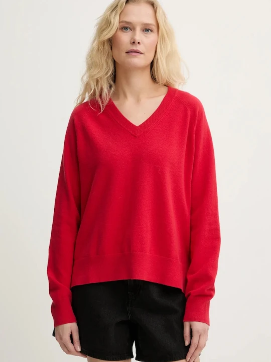 Zdjęcie produktu Levi's sweter TARA SUPER SOFT VNECK czerwony