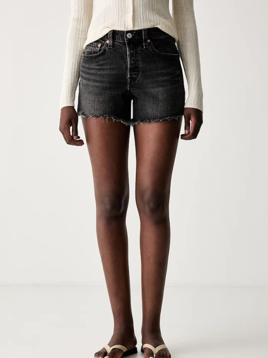 Zdjęcie produktu Levi's szorty damskie jeansowe 501® CURVE czarny
