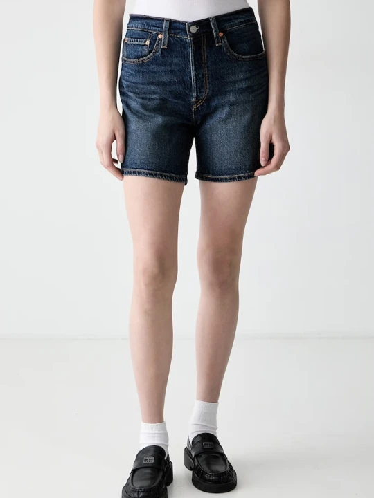 Zdjęcie produktu Levi's szorty damskie jeansowe 501® MID THIGH niebieski