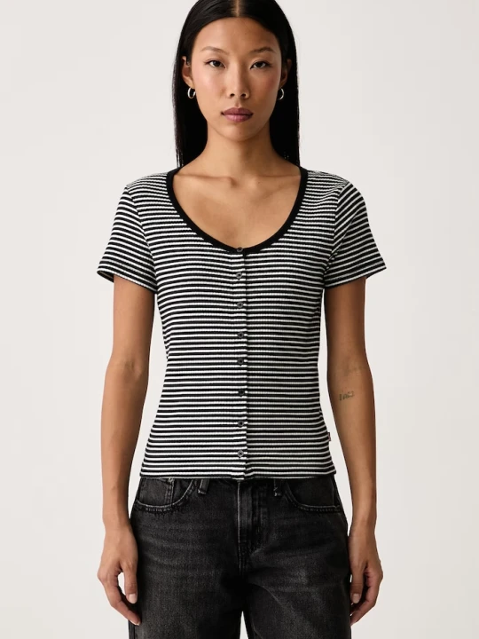 Zdjęcie produktu Levi's T-shirt damski bawełniany z elastanem AUSTEN BUTTON THROUGH SS czarny