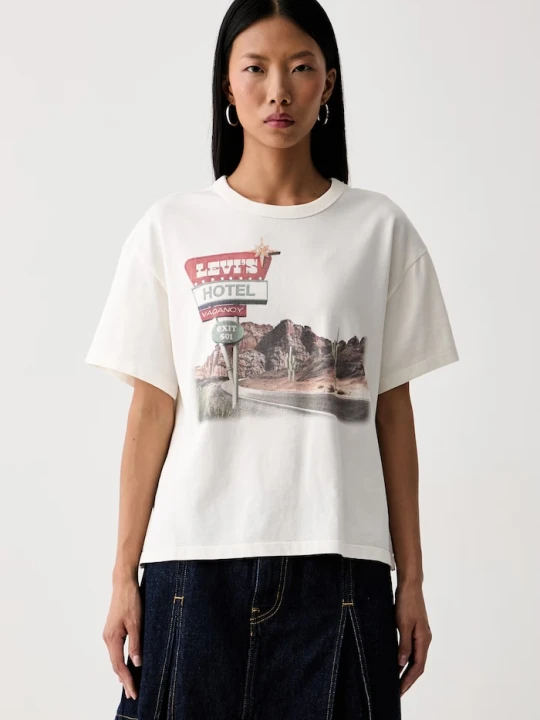 Zdjęcie produktu Levi's T-shirt oversize damski bawełniany GR VINTAGE beżowy
