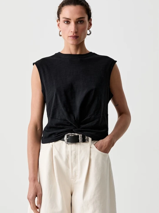 Zdjęcie produktu Levi's top damski bawełniany TWISTED FEMME SS czarny