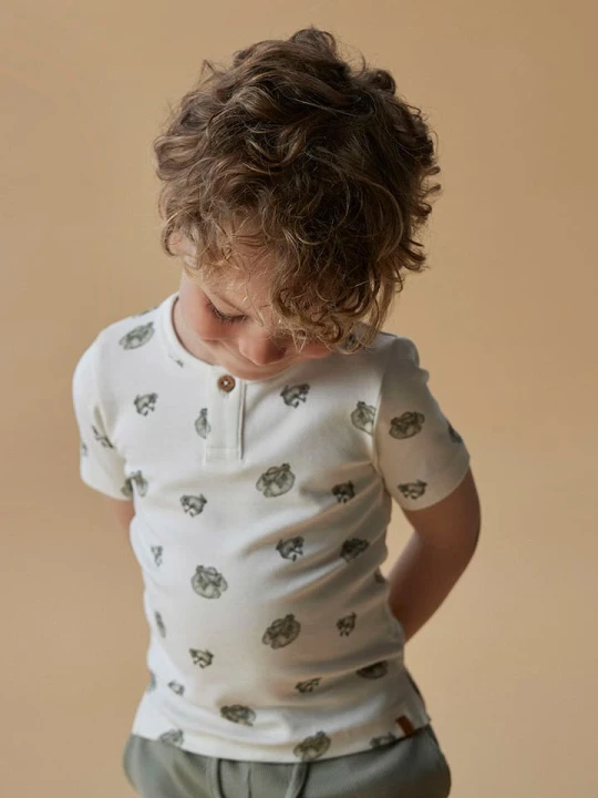 Zdjęcie produktu Lil Atelier Koszulka "Gayo" w kolorze kremowym rozmiar: 92 Lil' Atelier