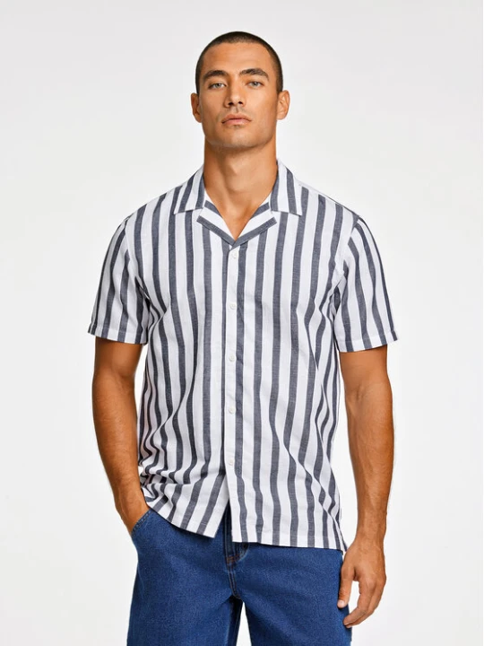 Zdjęcie produktu Lindbergh Koszula 30-203321 Granatowy Relaxed Fit