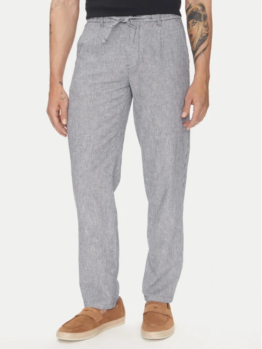 Zdjęcie produktu Lindbergh Spodnie materiałowe 30-003030 Niebieski Relaxed Fit