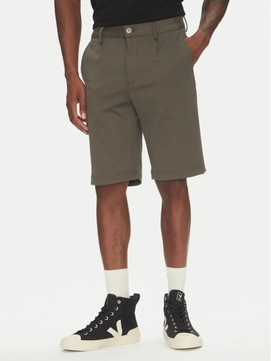 Zdjęcie produktu Lindbergh Szorty materiałowe 30-506062 Zielony Regular Fit