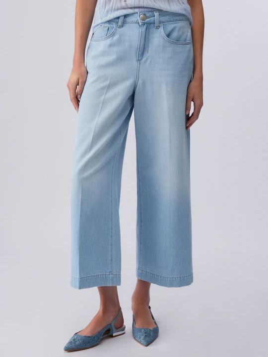 Zdjęcie produktu Liu Jo Cropped Flared Jeans Light Denim