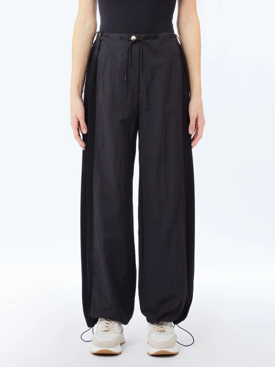 Zdjęcie produktu Liu Jo Jogging Trousers In Nylon And Satin czarny