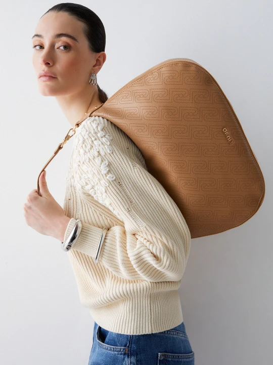 Zdjęcie produktu Liu Jo Large Laser-cut Hobo Bag Camel