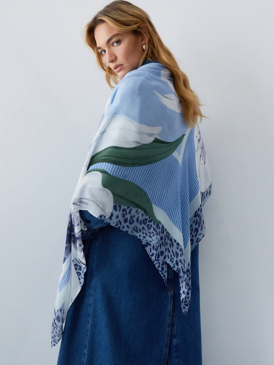 Zdjęcie produktu Liu Jo Large Scarf With Orchid Light Blue