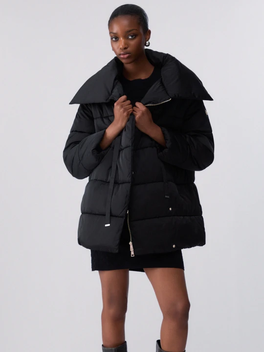 Zdjęcie produktu Liu Jo Oversized Padded Jacket In Shiny Nylon czarny