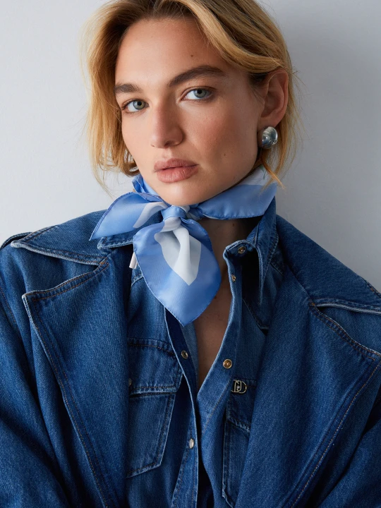 Zdjęcie produktu Liu Jo Small Floral Scarf Light Blue
