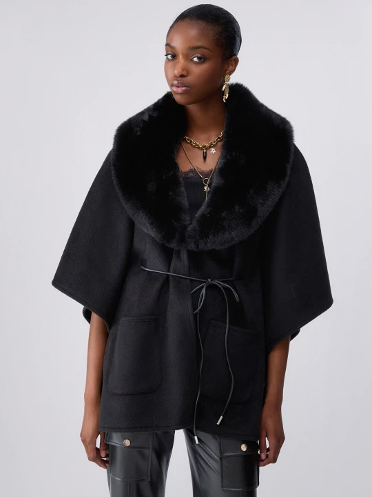 Zdjęcie produktu Liu Jo Synthetic Shearling Poncho czarny
