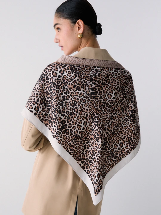 Zdjęcie produktu Liu Jo Triangular Bandana