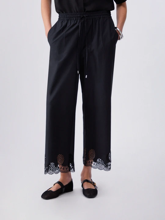 Zdjęcie produktu Liu Jo Trousers With Openwork Embroidery czarny