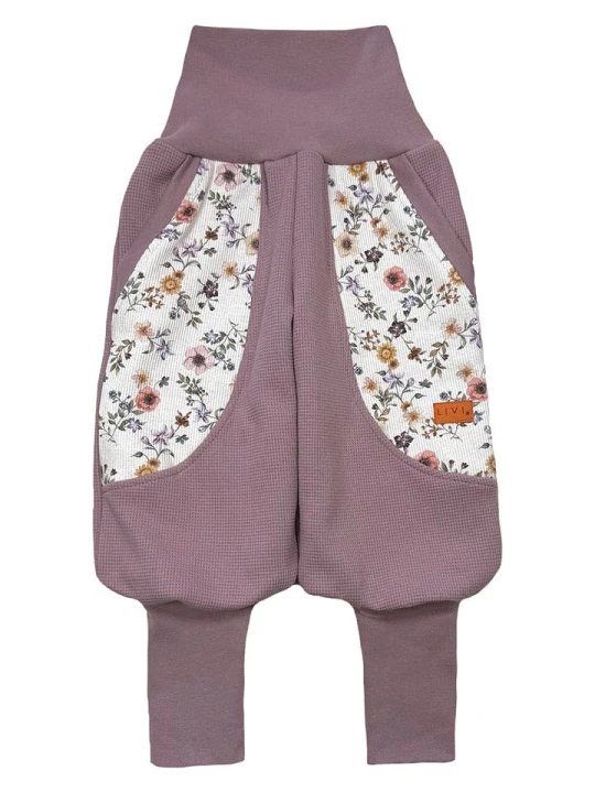 Zdjęcie produktu LiVi Spodnie "Waffeljersey Rose Flower" w kolorze fioletowym rozmiar: 116 / 122