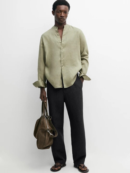 Zdjęcie produktu Lniana Koszula Regular Fit Ze Stójką Z Zapięciem - Jasnozielony - - Massimo Dutti - Male