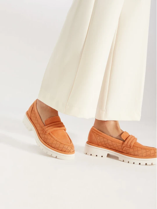 Zdjęcie produktu Loafersy Caprice 9-24750-42 Pomarańczowy