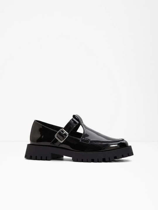 Zdjęcie produktu Loafersy chunky z wycięciami BonPrix czarny
