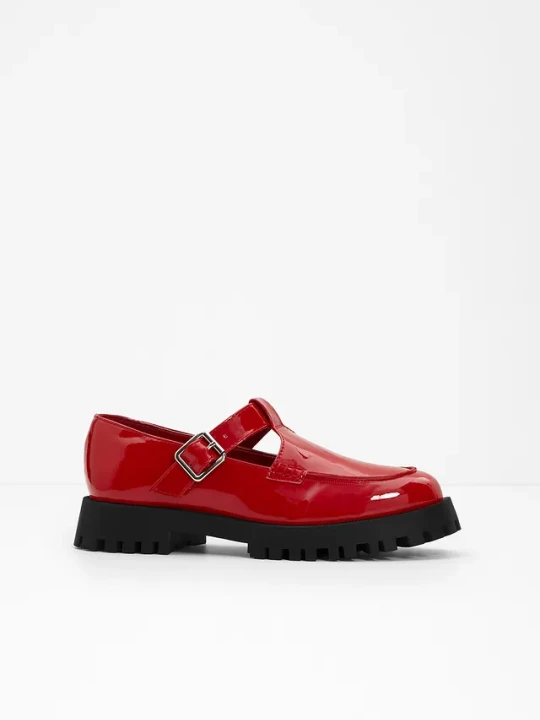 Zdjęcie produktu Loafersy chunky z wycięciami BonPrix czerwony