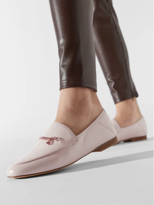 Zdjęcie produktu Loafersy Coach Hanna Loafer CB989 Beżowy
