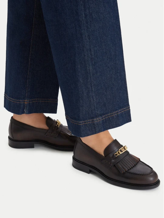 Zdjęcie produktu Loafersy Tommy Hilfiger Th Chain Fringe Leather Loafer FW0FW09668 Brązowy ciemny