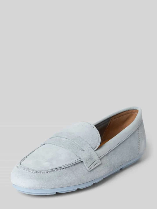 Zdjęcie produktu Loafersy z naturalnej skóry welurowej Tamaris Jasnoniebieski