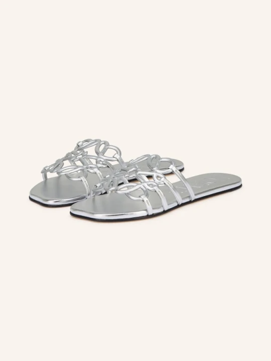 Zdjęcie produktu Loewe Klapki Petal Anagram silber SREBRNY