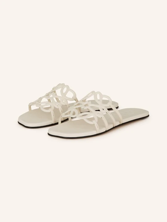 Zdjęcie produktu Loewe Klapki Petal Anagram weiss BIAŁY