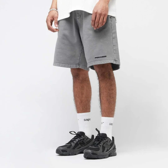 Zdjęcie produktu Logo Heavy Sweat Shorts Pegador szary