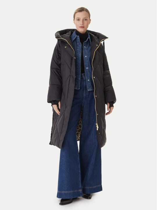 Zdjęcie produktu LOLA CASADEMUNT Kurtka zimowa LF2501002 Czarny Relaxed Fit