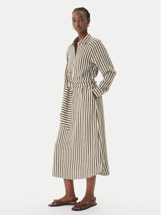 Zdjęcie produktu LOLA CASADEMUNT Sukienka koszulowa MS2616038 Zielony Regular Fit