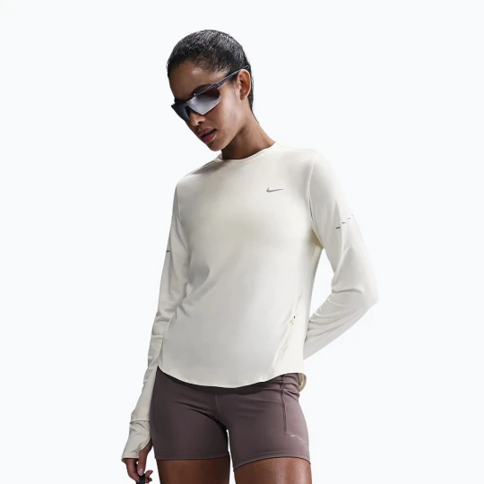 Zdjęcie produktu Longsleeve do biegania damski Nike Swift Dri-FIT UV sail Biały