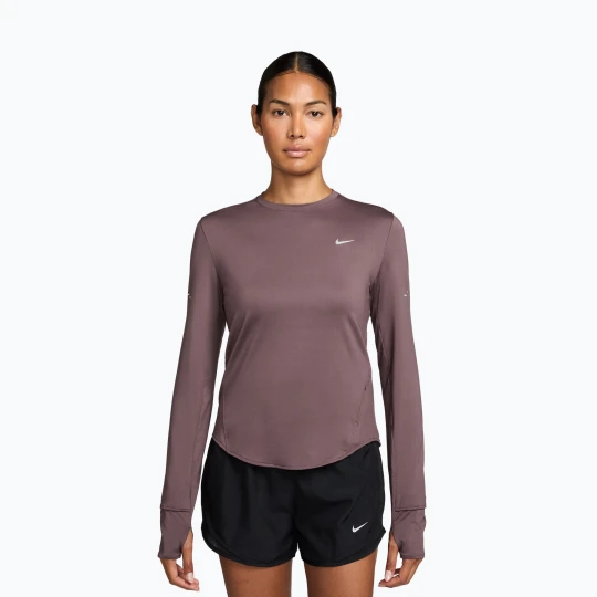 Zdjęcie produktu Longsleeve do biegania damski Nike Swift Dri-Fit UV tattoo Brązowy
