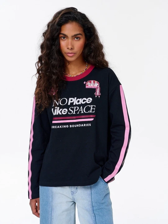 Zdjęcie produktu Longsleeve No Place Like Space XS / S