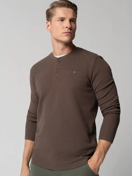 Zdjęcie produktu Longsleeve ze strukturą L-FENCH Volcano Brązowy