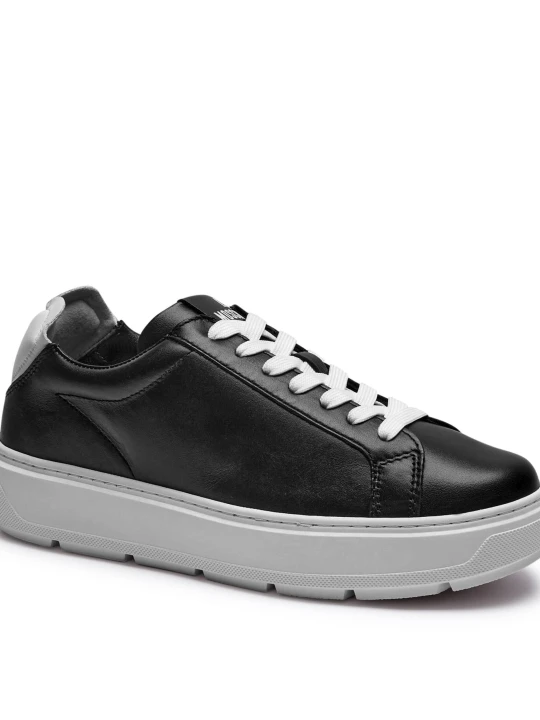 Zdjęcie produktu Love Moschino Skórzane sneakersy BOLD40 czarny
