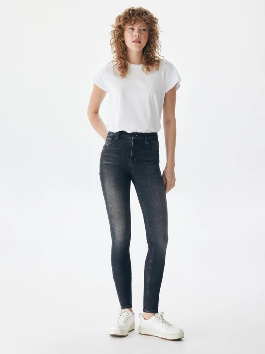 Zdjęcie produktu LTB Dżinsy "Amy" - Skinny fit - w kolorze antracytowym rozmiar: W25/L32