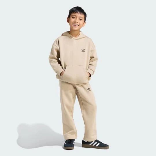 Zdjęcie produktu Luźna bluza z kapturem i spodnie z otwartymi wykończeniami nogawek Adidas