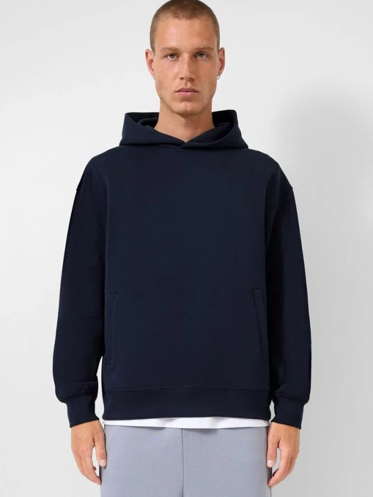 Zdjęcie produktu Luźna bluza z kapturem z haftowanym logo QS niebieski