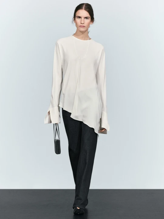 Zdjęcie produktu Luźna Bluzka Z Asymetrycznym Detalem - Surowy - Massimo Dutti - Female