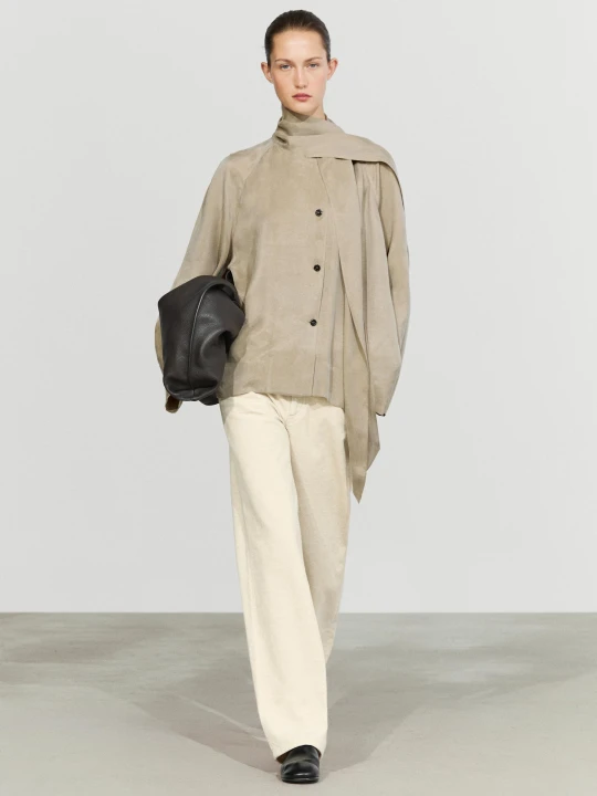 Zdjęcie produktu Luźna Koszula Z Wbudowaną Apaszką - Piaskowy - Massimo Dutti - Female