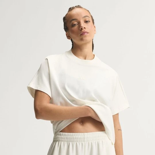 Zdjęcie produktu LUŹNA KOSZULKA SOFT LUX Adidas Off White