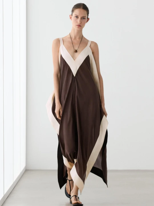Zdjęcie produktu Luźna Sukienka Średniej Długości Z Kontrastowymi Detalami - Brązowy - Massimo Dutti - Female