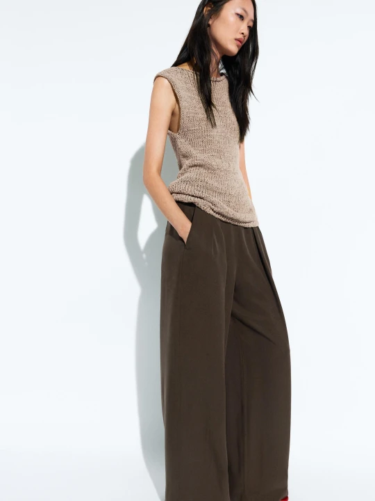 Zdjęcie produktu Luźne Spodnie Z Szerokimi Nogawkami I Zakładkami - Brązowy - Massimo Dutti - Female